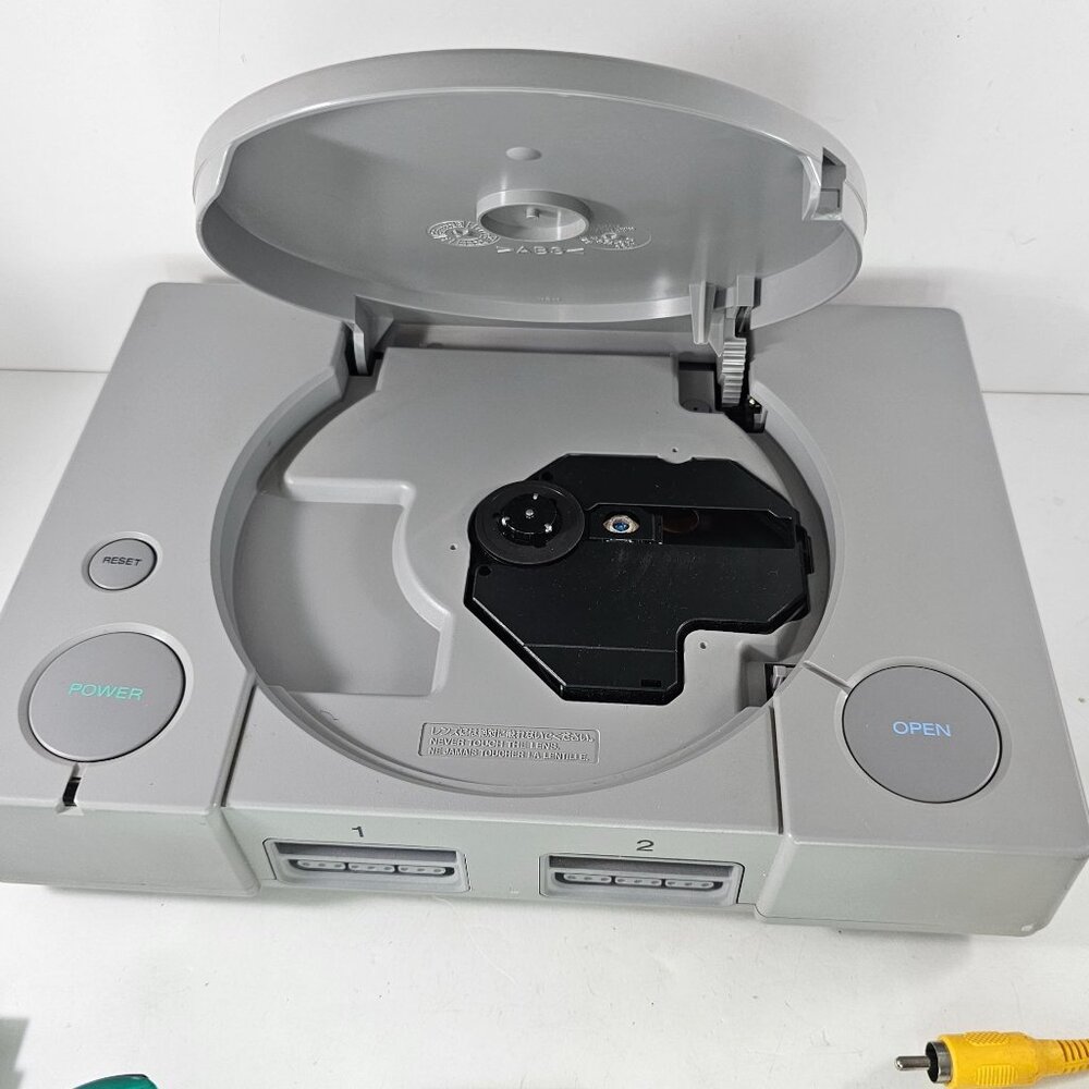 Sony PlayStation SCPH-9001 Console With Controller Memory Card Cables PS1 - Picture 7 of 11